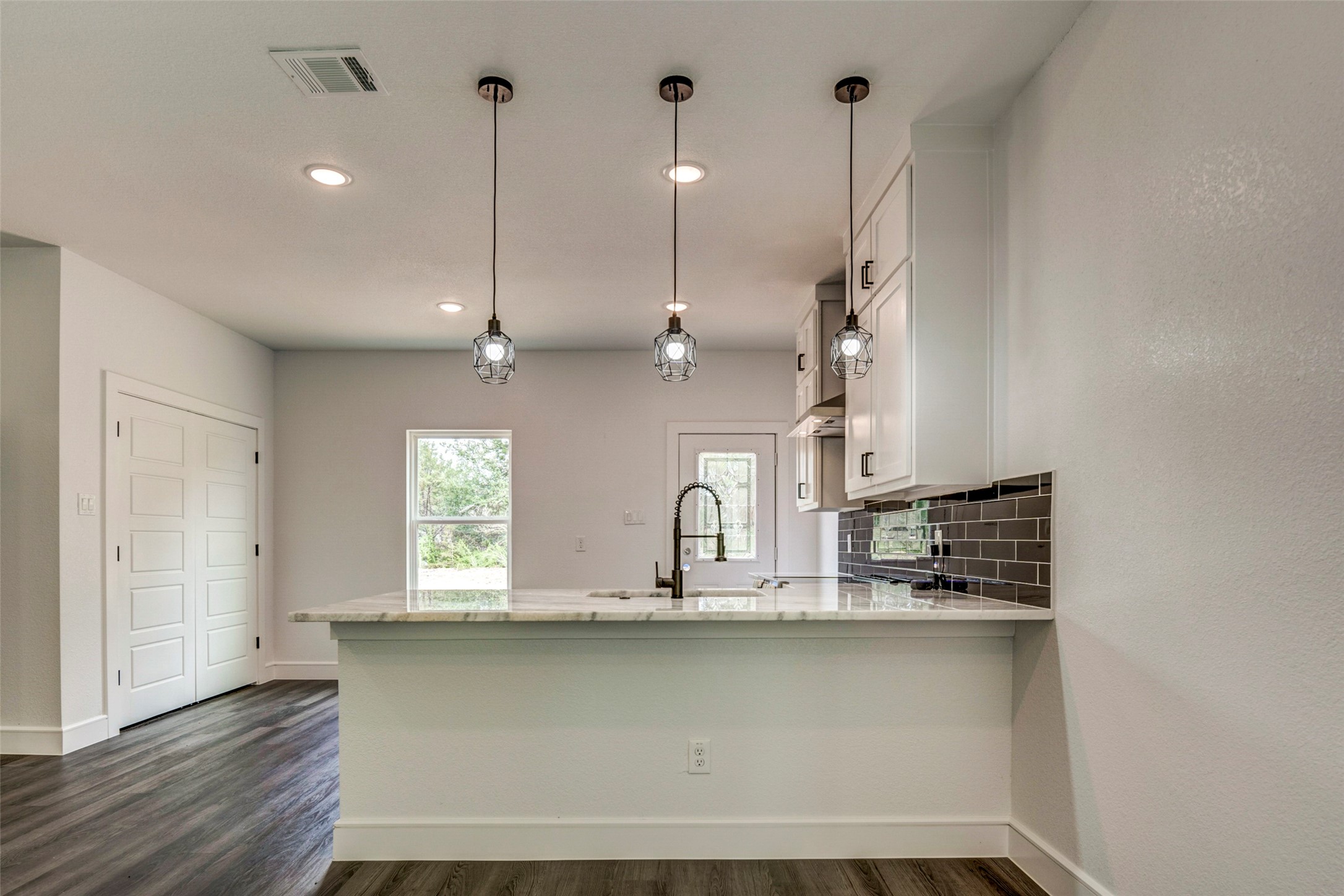 2513 Quail Run Trail Granbury TX 76048
