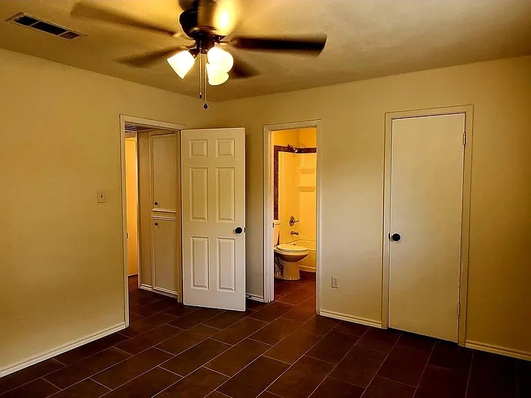 436 SW Thomas Street Burleson TX 76028