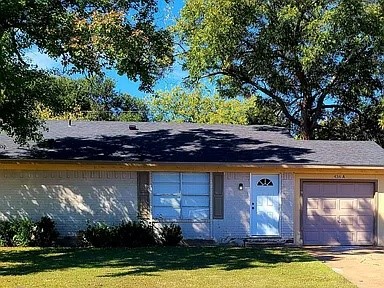 436 SW Thomas Street Burleson TX 76028