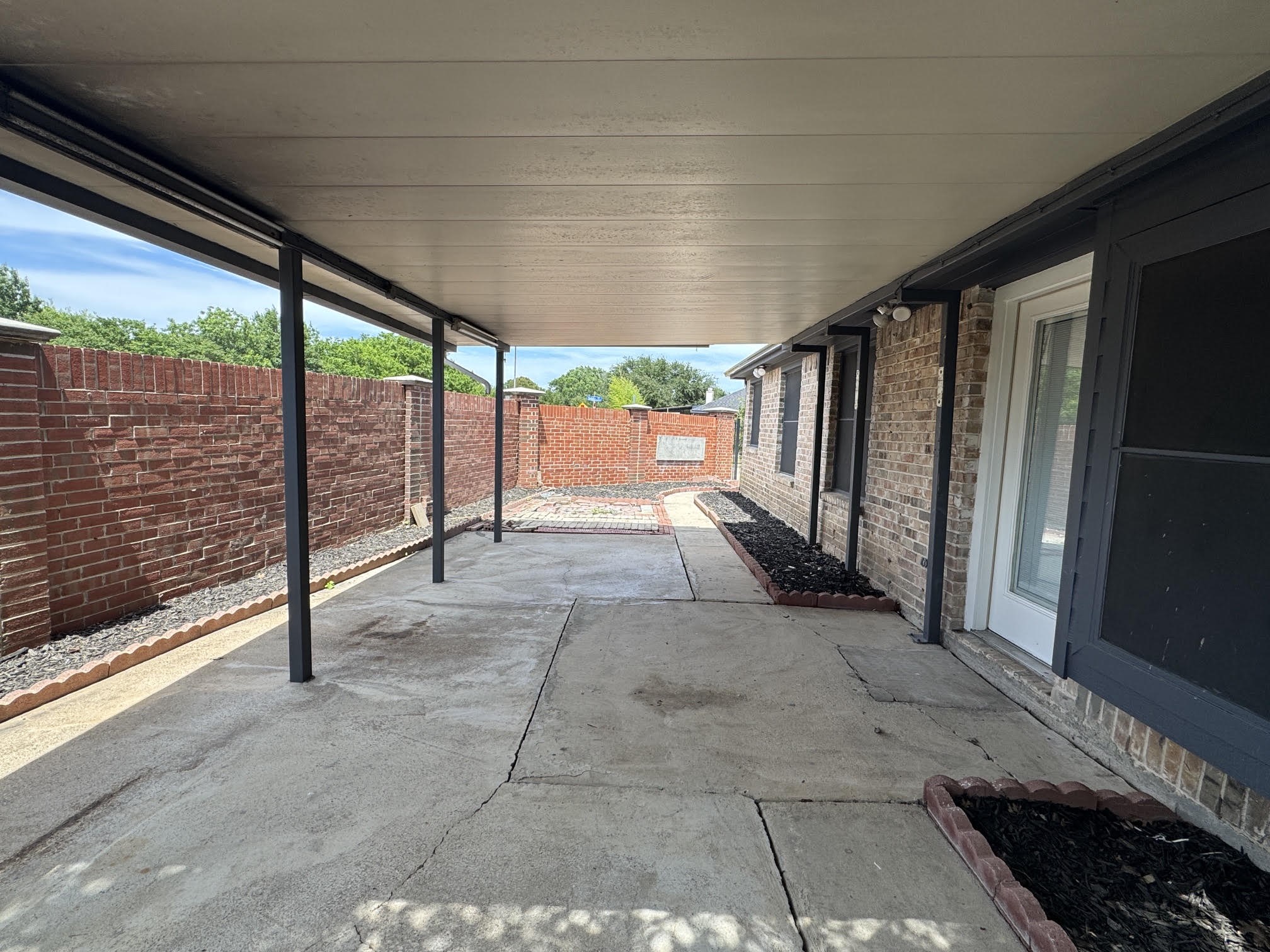 5616 Indian Hill Drive Arlington TX 76018
