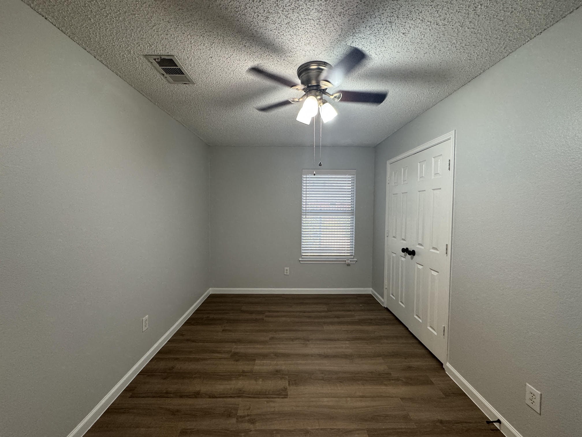 5616 Indian Hill Drive Arlington TX 76018
