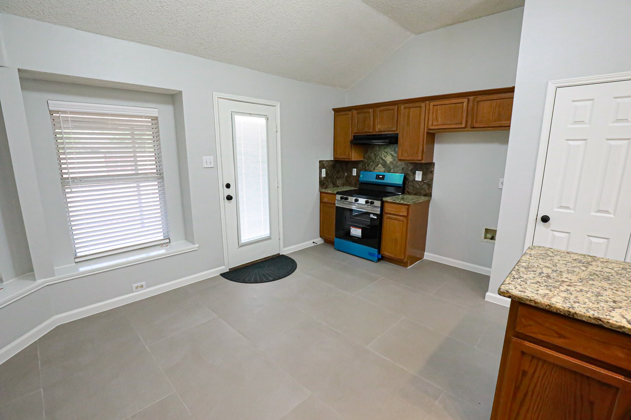 5616 Indian Hill Drive Arlington TX 76018