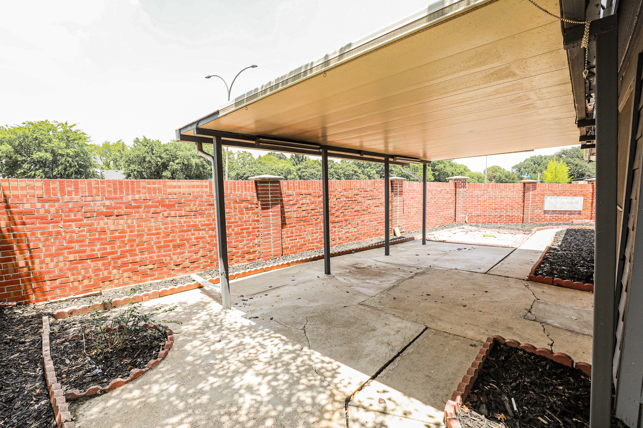 5616 Indian Hill Drive Arlington TX 76018