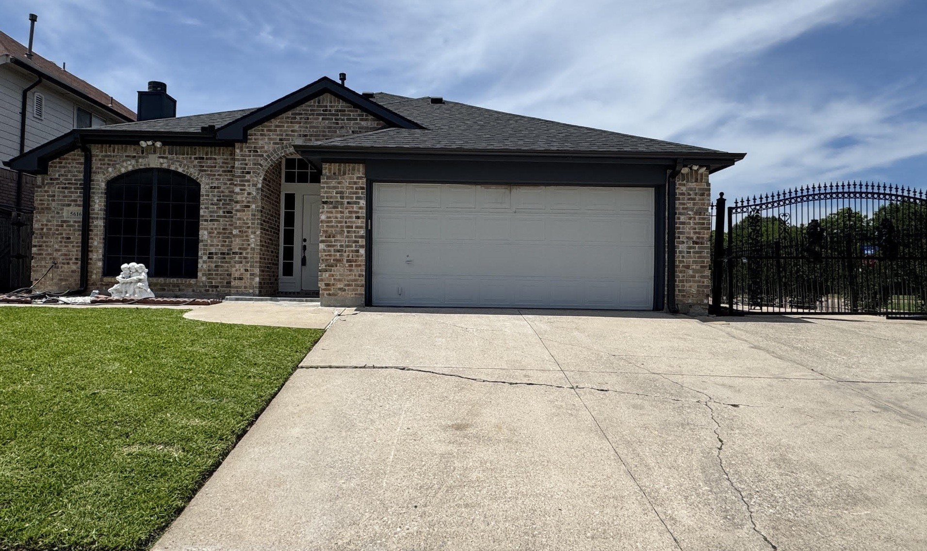 5616 Indian Hill Drive Arlington TX 76018