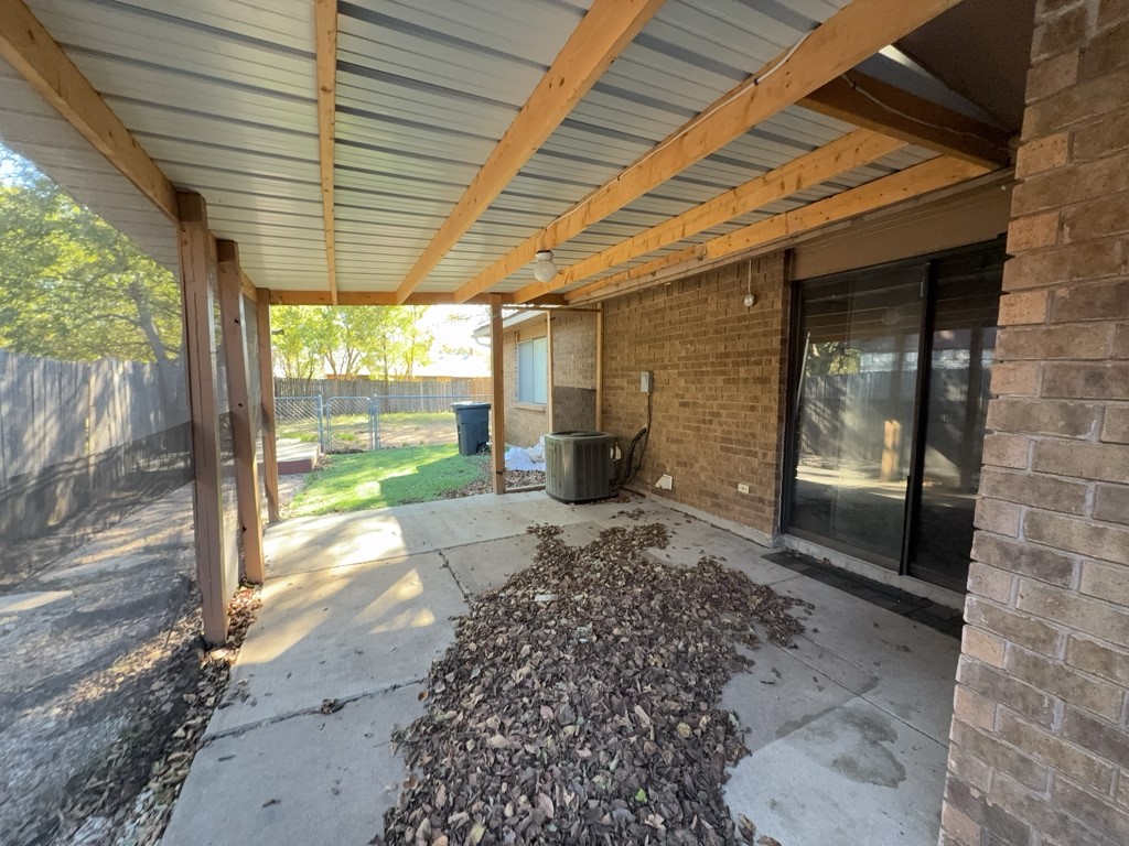 1233 Steinburg Lane Fort Worth TX 76134