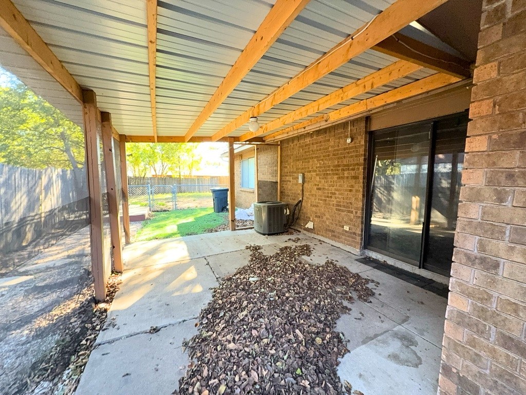 1233 Steinburg Lane Fort Worth TX 76134