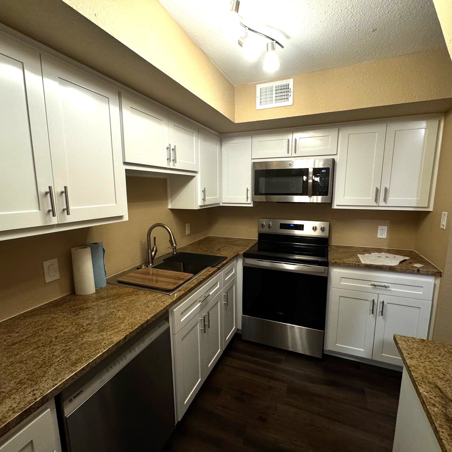 2314 Bamboo Drive Arlington TX 76006