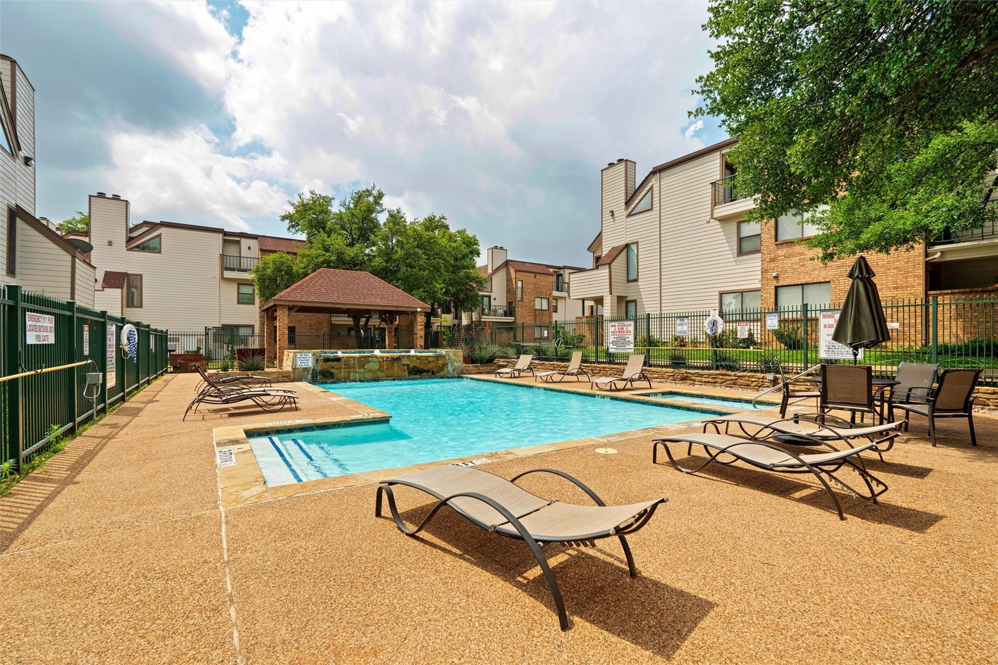 2314 Bamboo Drive Arlington TX 76006
