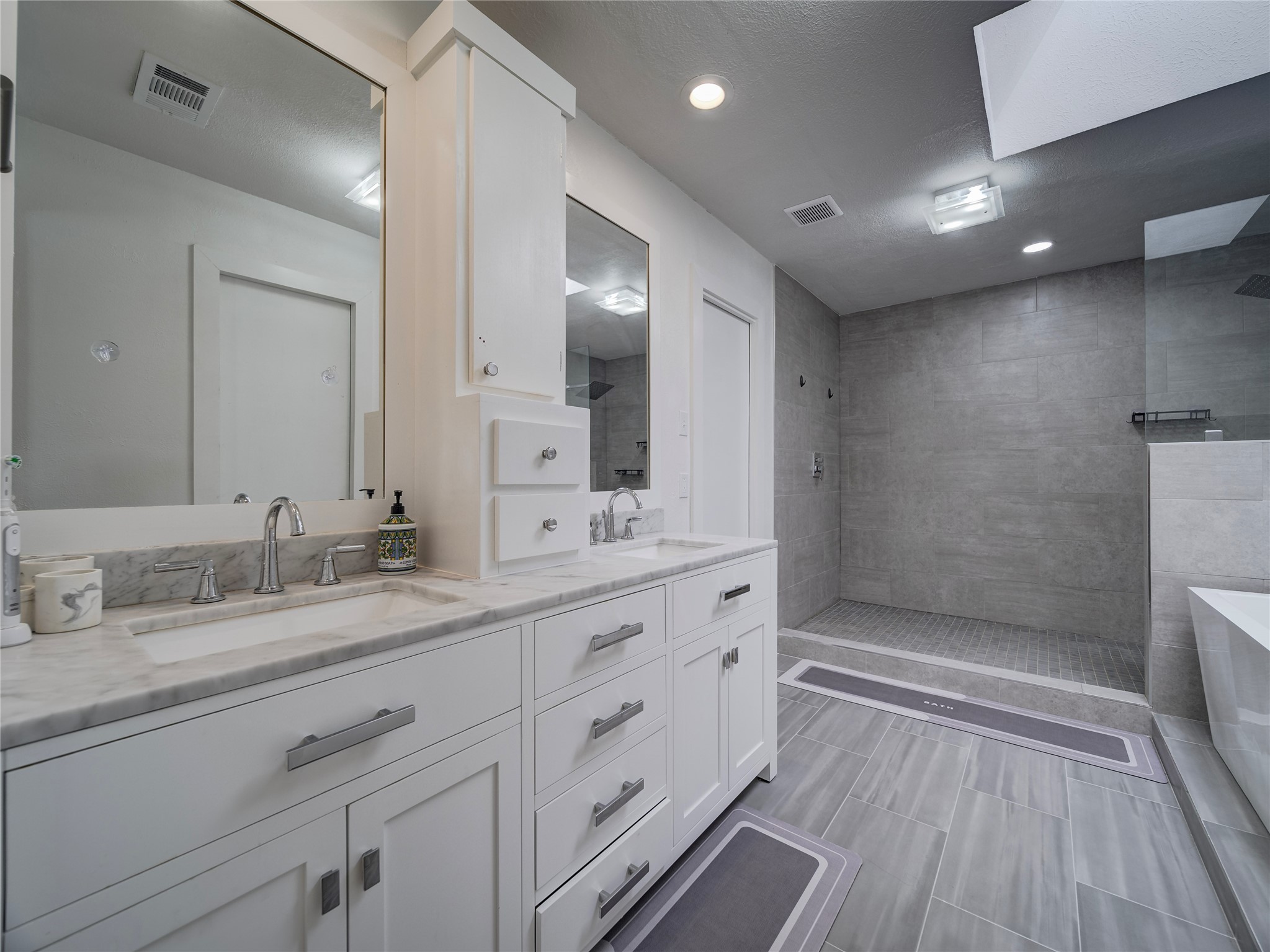 6650 Lovington Drive Dallas TX 75252