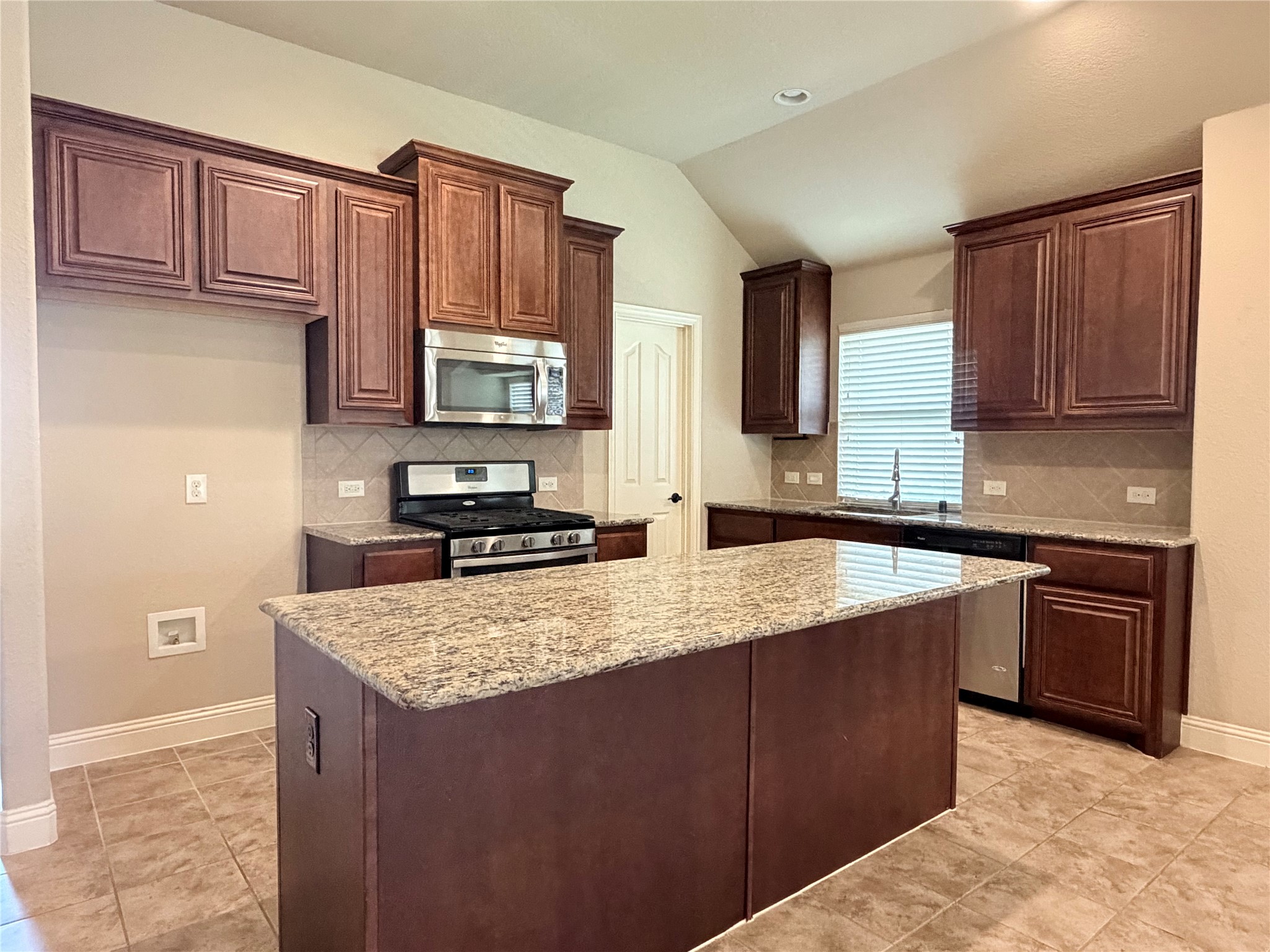 704 Lighthouse Lane Savannah TX 76227