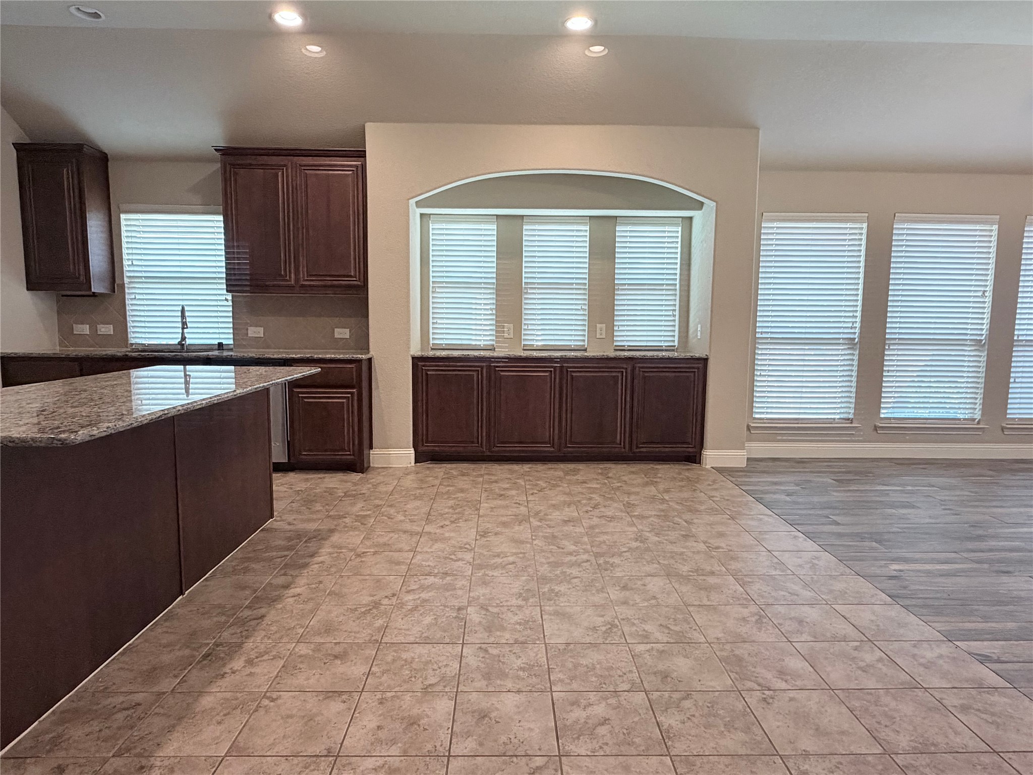704 Lighthouse Lane Savannah TX 76227