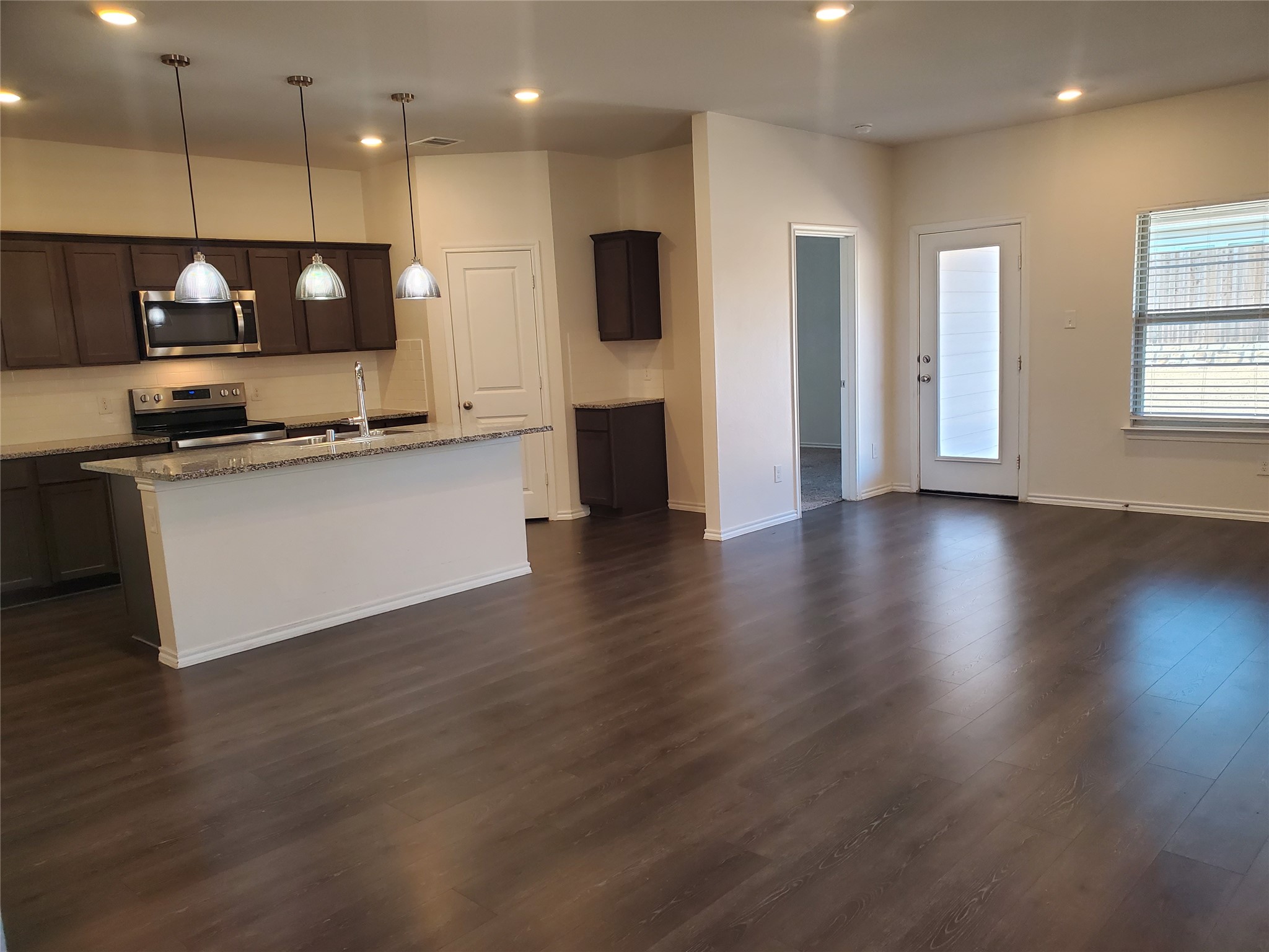 2043 Serval Lane Crandall TX 75114