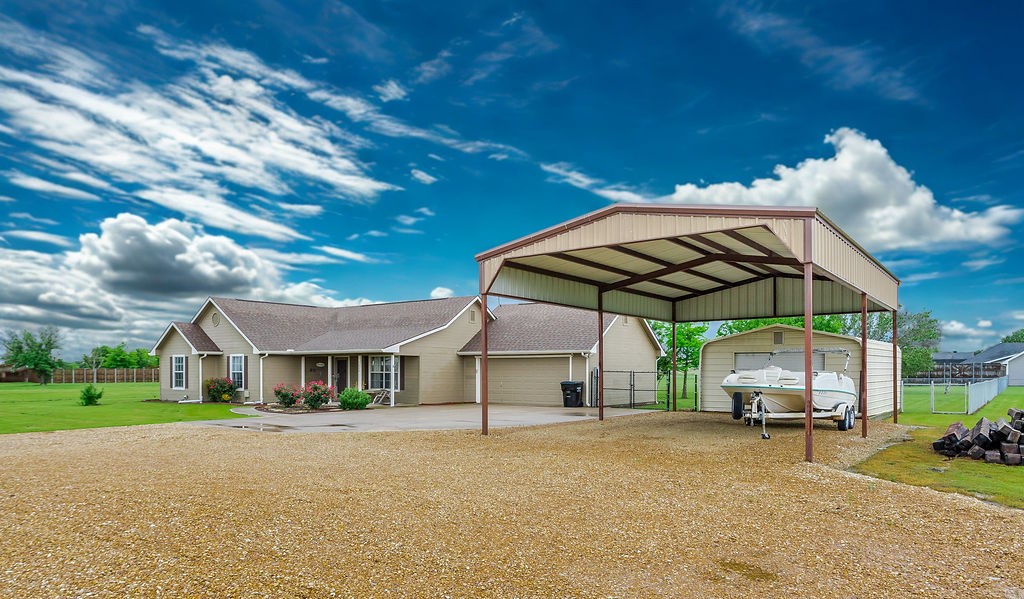 1808 County Road 2712 Caddo Mills TX 75135