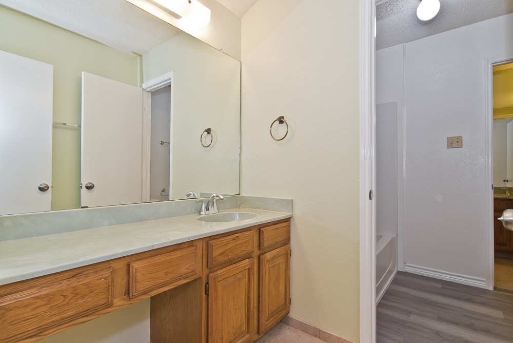 6014 Parkmeadow Drive Arlington TX 76018