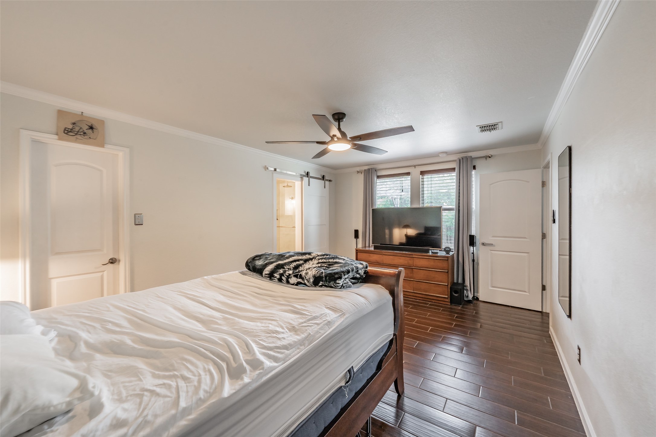 337 Snapdragon Court Burleson TX 76028