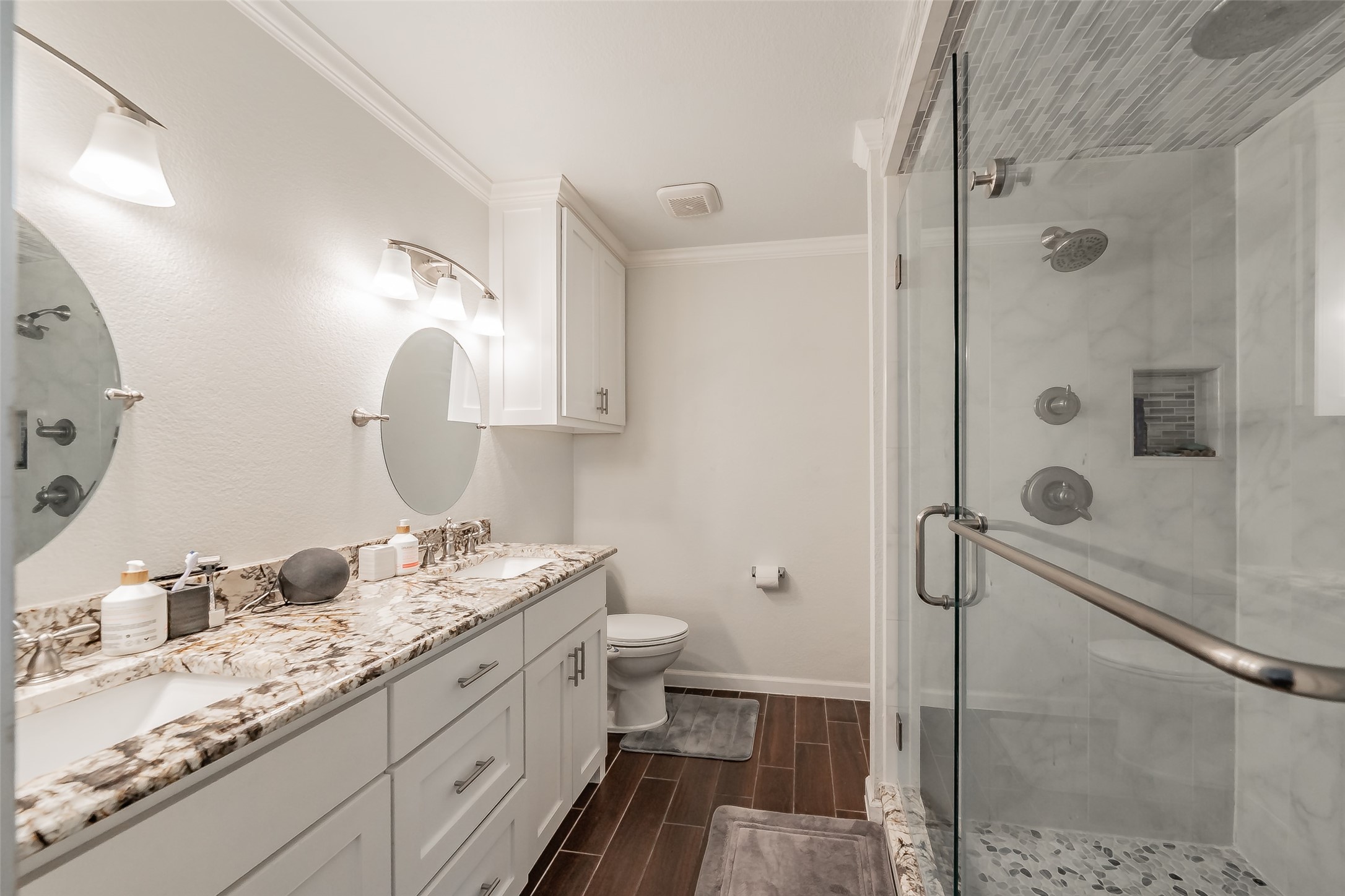 337 Snapdragon Court Burleson TX 76028