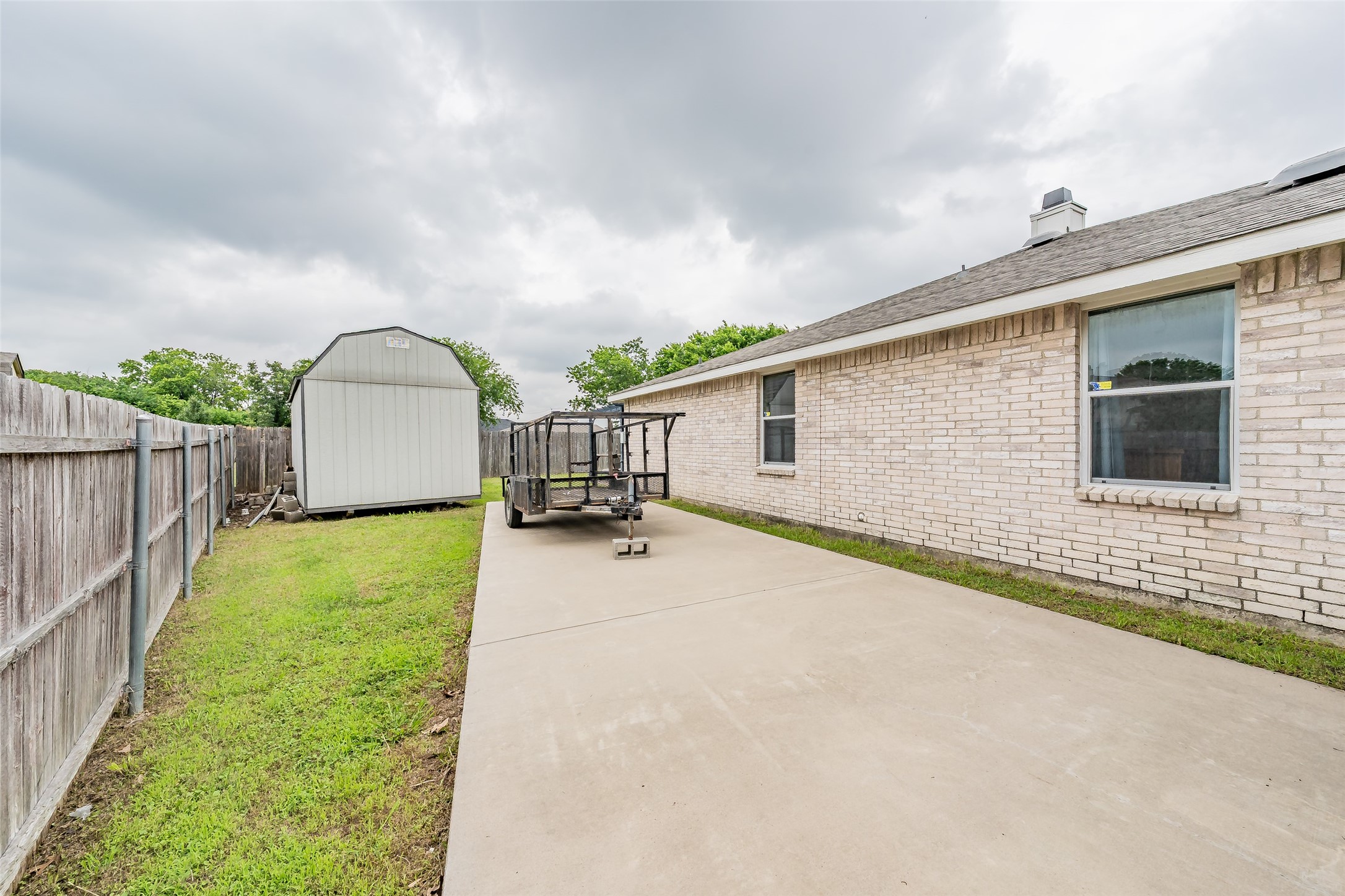 337 Snapdragon Court Burleson TX 76028