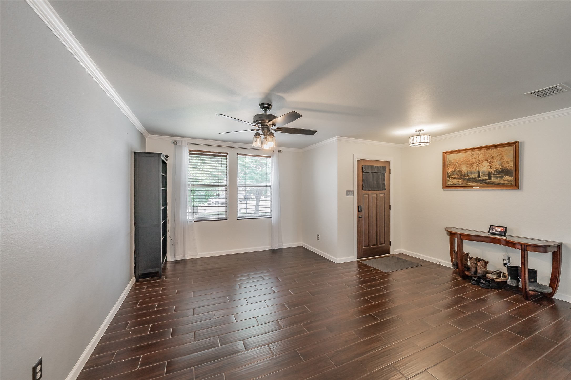 337 Snapdragon Court Burleson TX 76028