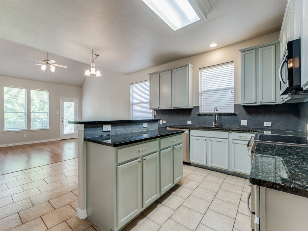 2728 Tangerine Lane Plano TX 75074