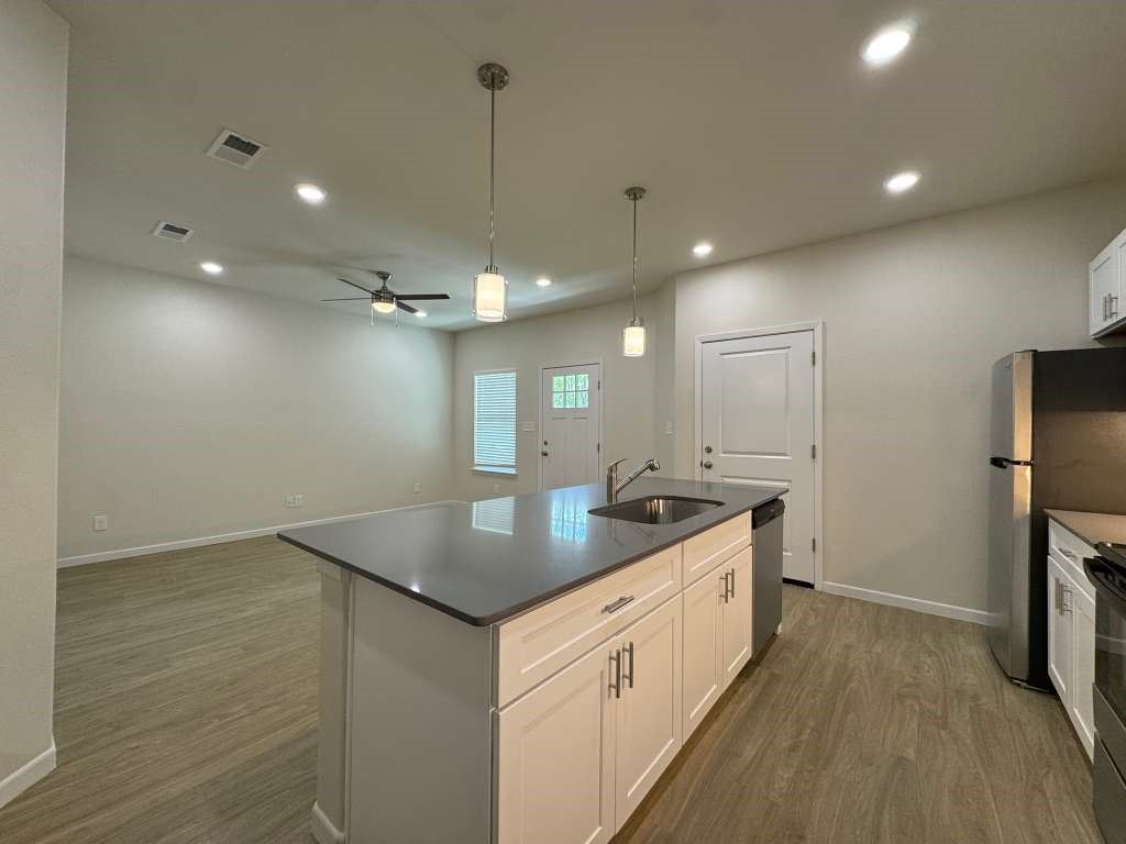 1223 S Austin Street Sherman TX 75090