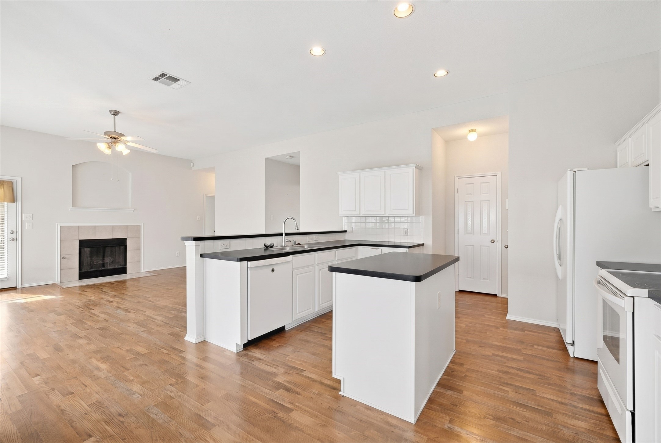 9844 Meadow Rue Drive Mckinney TX 75072