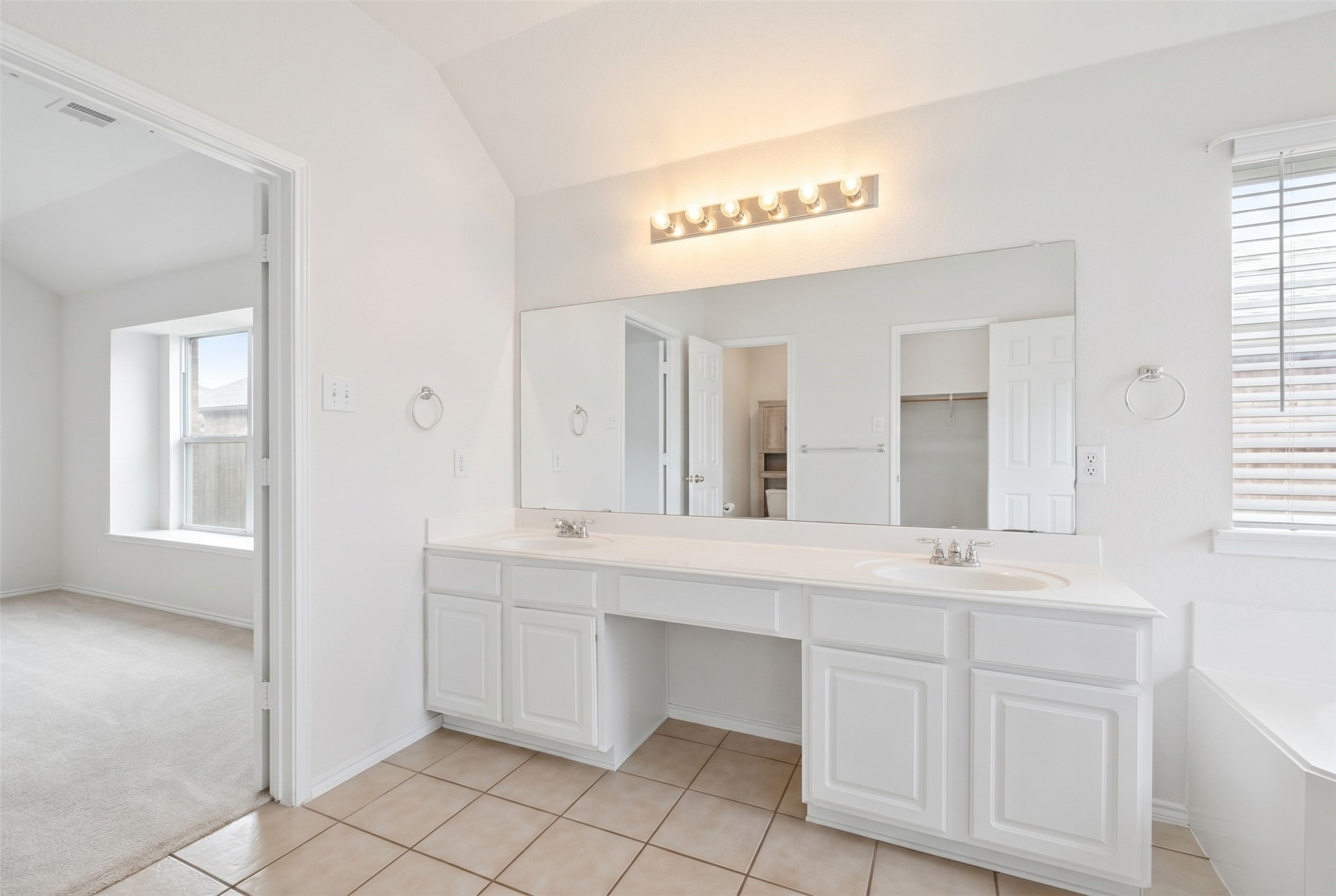 9844 Meadow Rue Drive Mckinney TX 75072