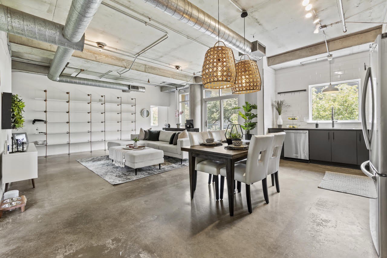 1001 Belleview Street Dallas TX 75215