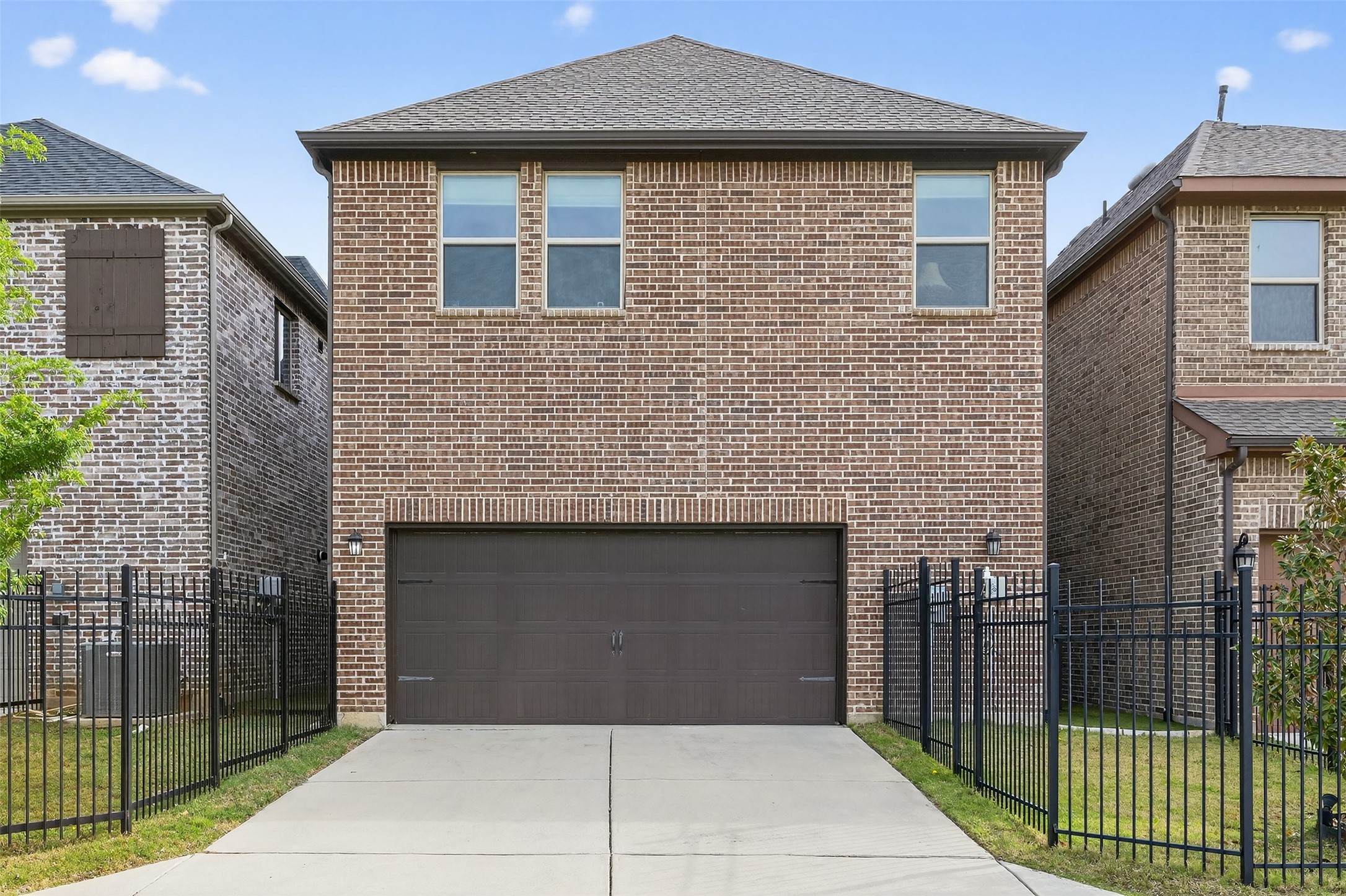 580 Courtyard Lane Irving TX 75039