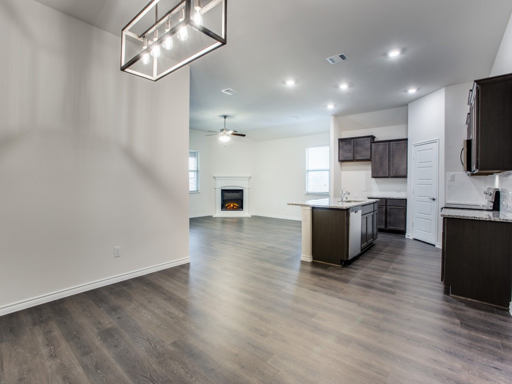 123 Lakeview Circle Pilot Point TX 76258