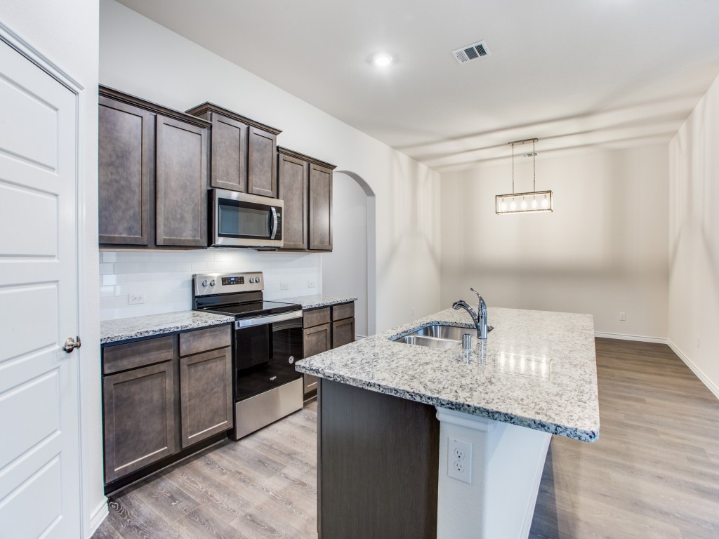 123 Lakeview Circle Pilot Point TX 76258