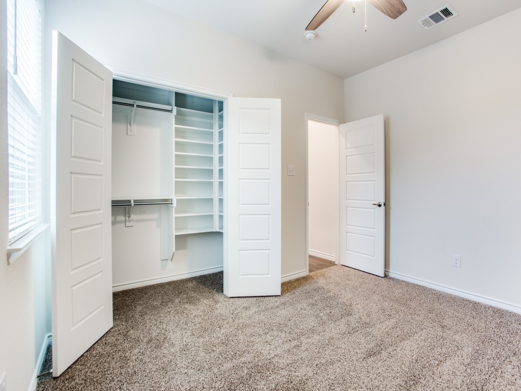 123 Lakeview Circle Pilot Point TX 76258