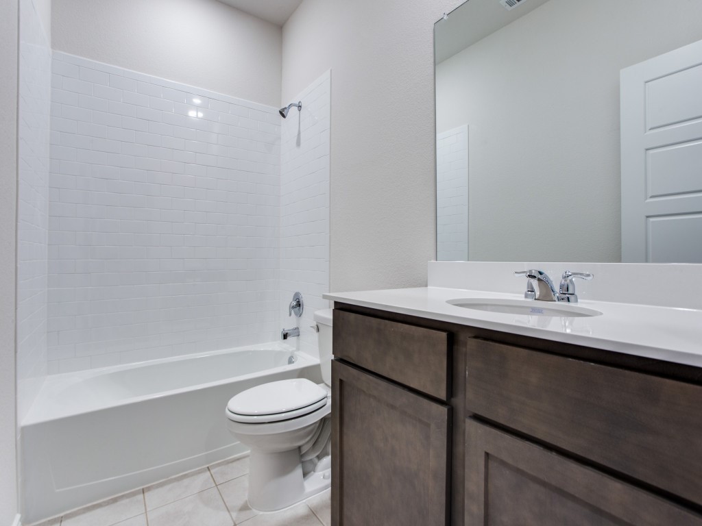 123 Lakeview Circle Pilot Point TX 76258