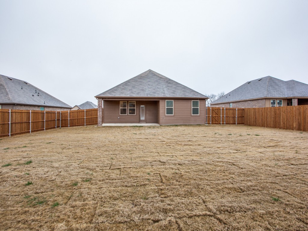 123 Lakeview Circle Pilot Point TX 76258
