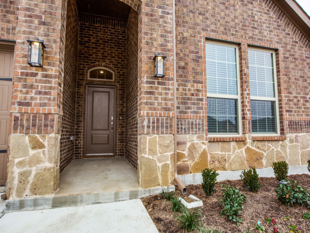 123 Lakeview Circle Pilot Point TX 76258
