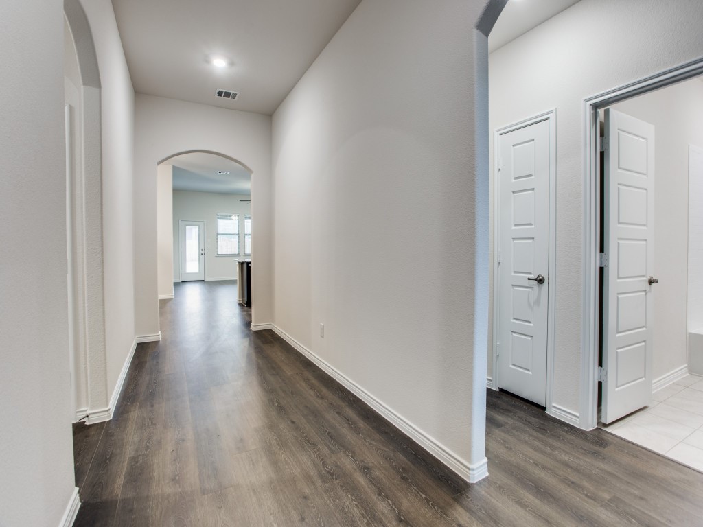 123 Lakeview Circle Pilot Point TX 76258