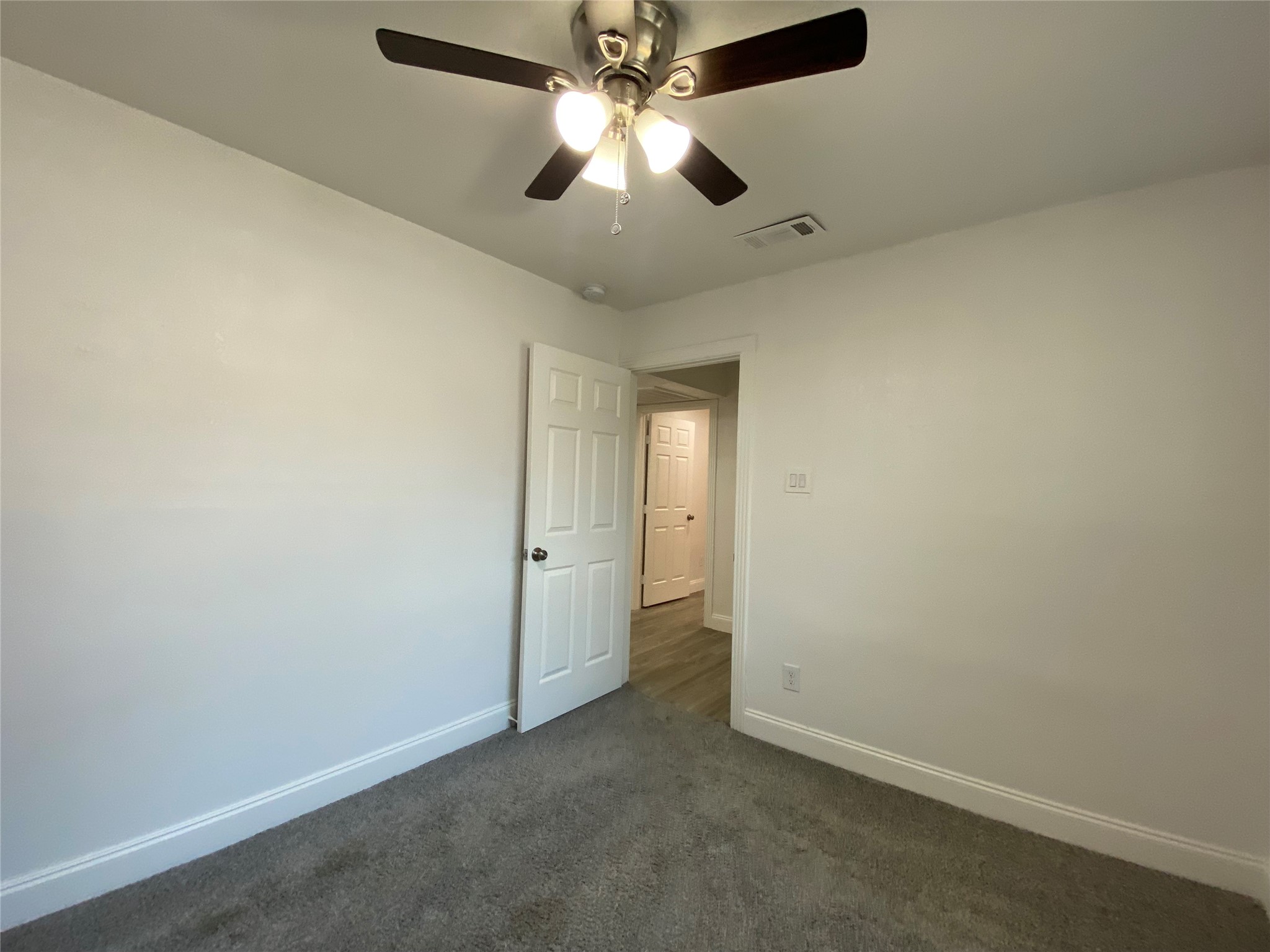 3035 Townsend Drive Dallas TX 75229