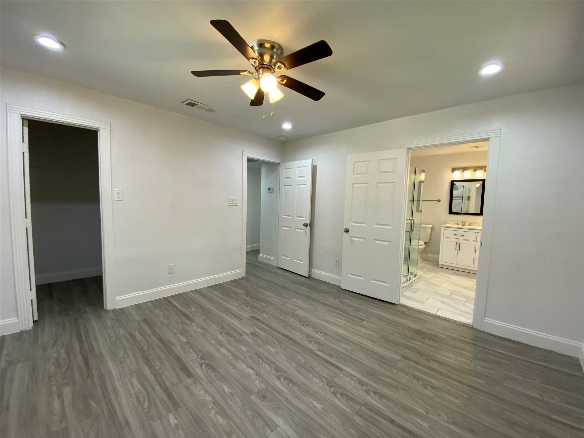 3035 Townsend Drive Dallas TX 75229