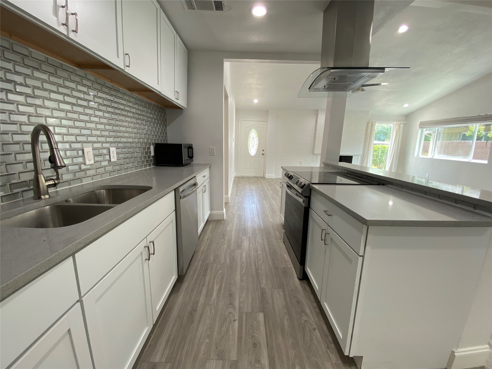 3035 Townsend Drive Dallas TX 75229