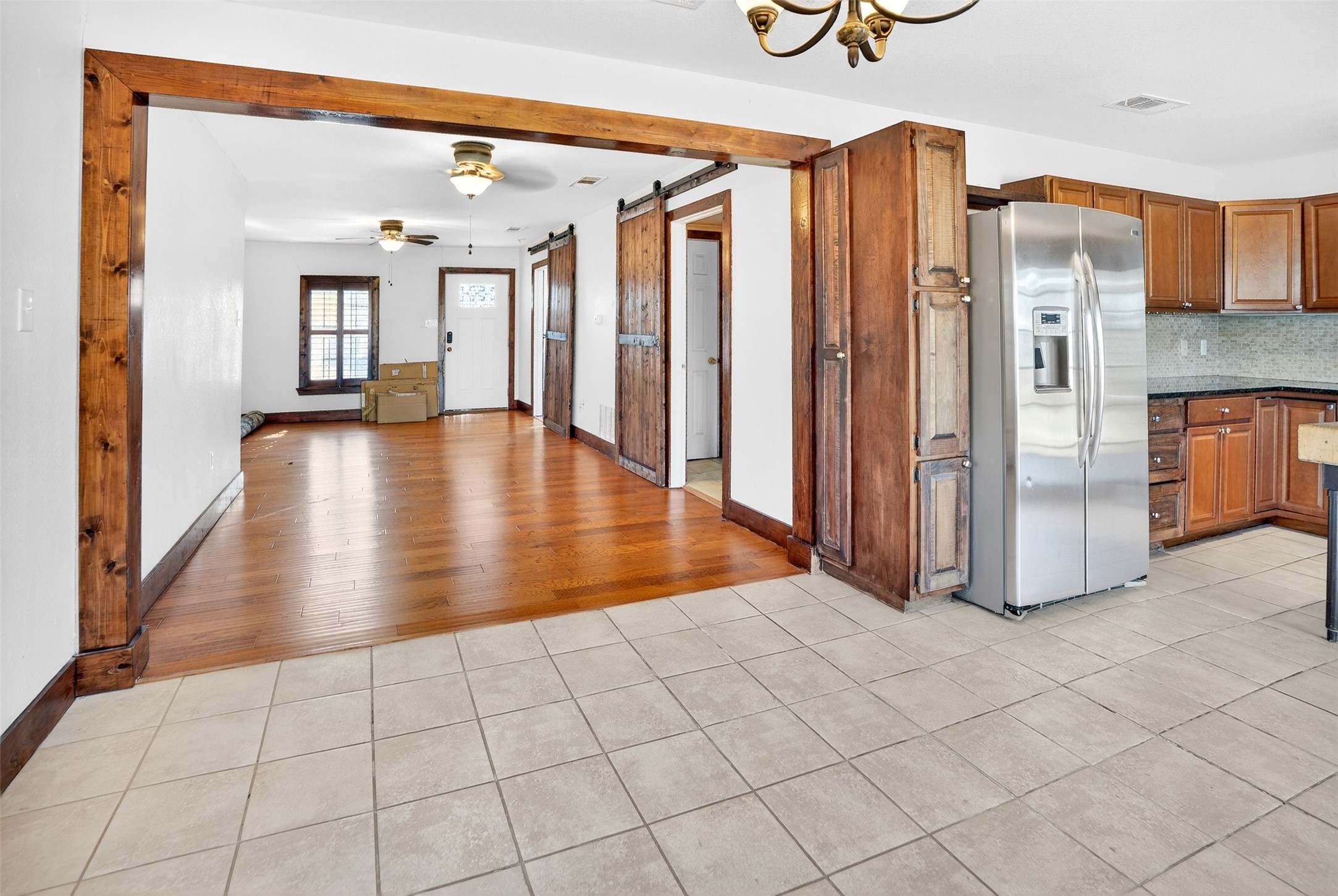 316 W Rucker Street Granbury TX 76048