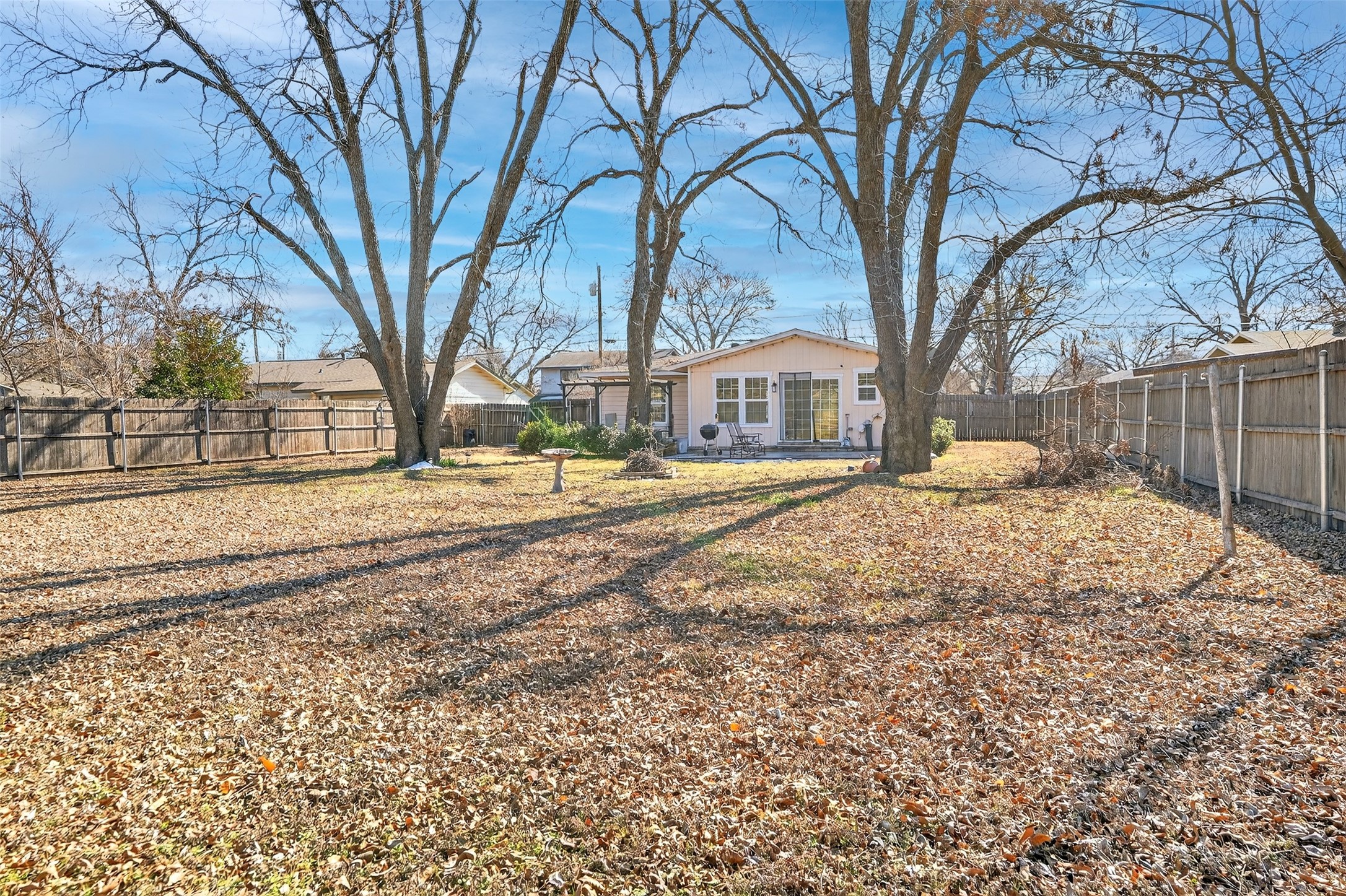 316 W Rucker Street Granbury TX 76048