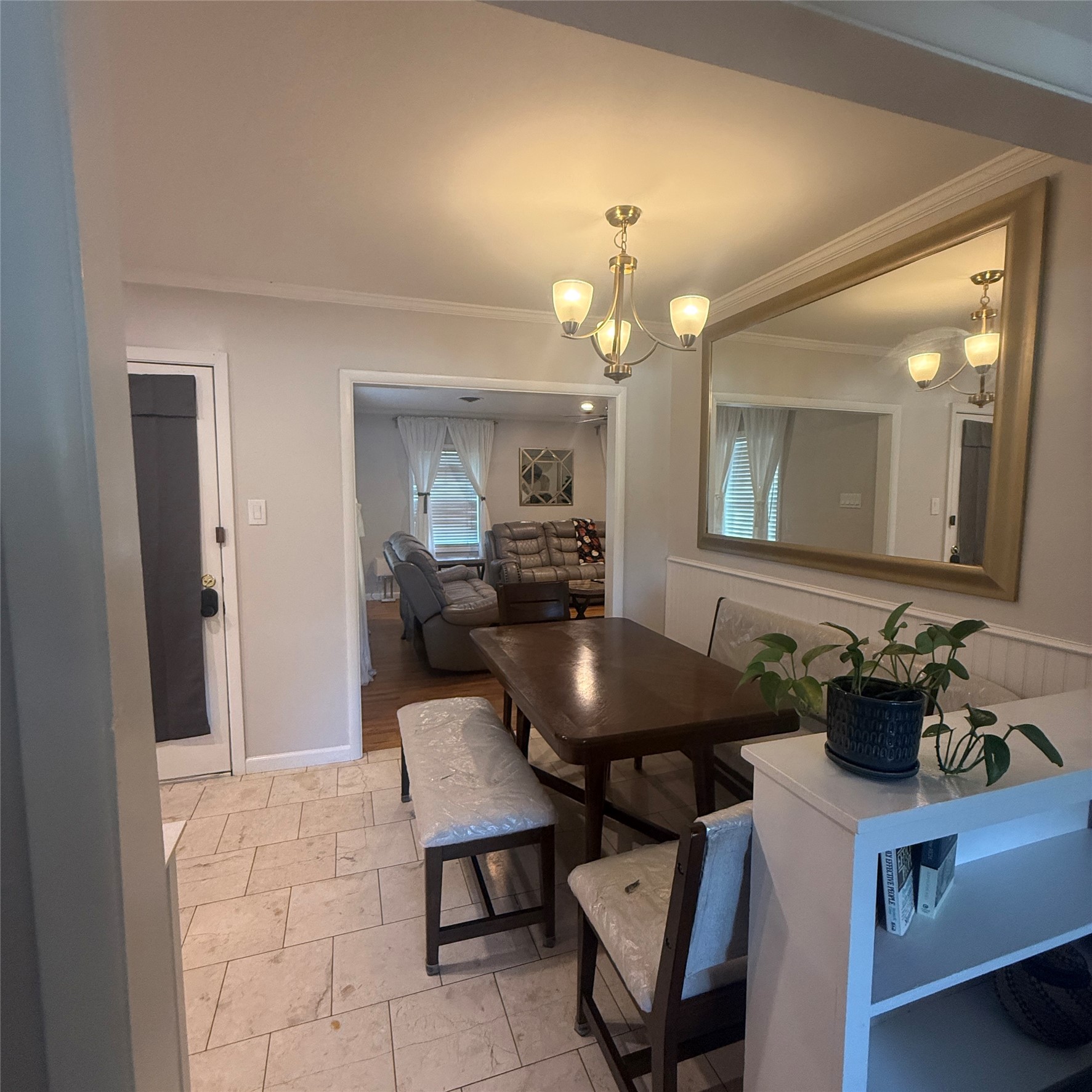1808 Donna Street Arlington TX 76013