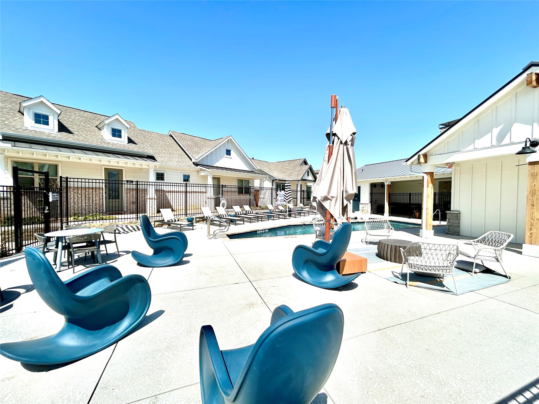 2501 Ascension Boulevard Arlington TX 76006