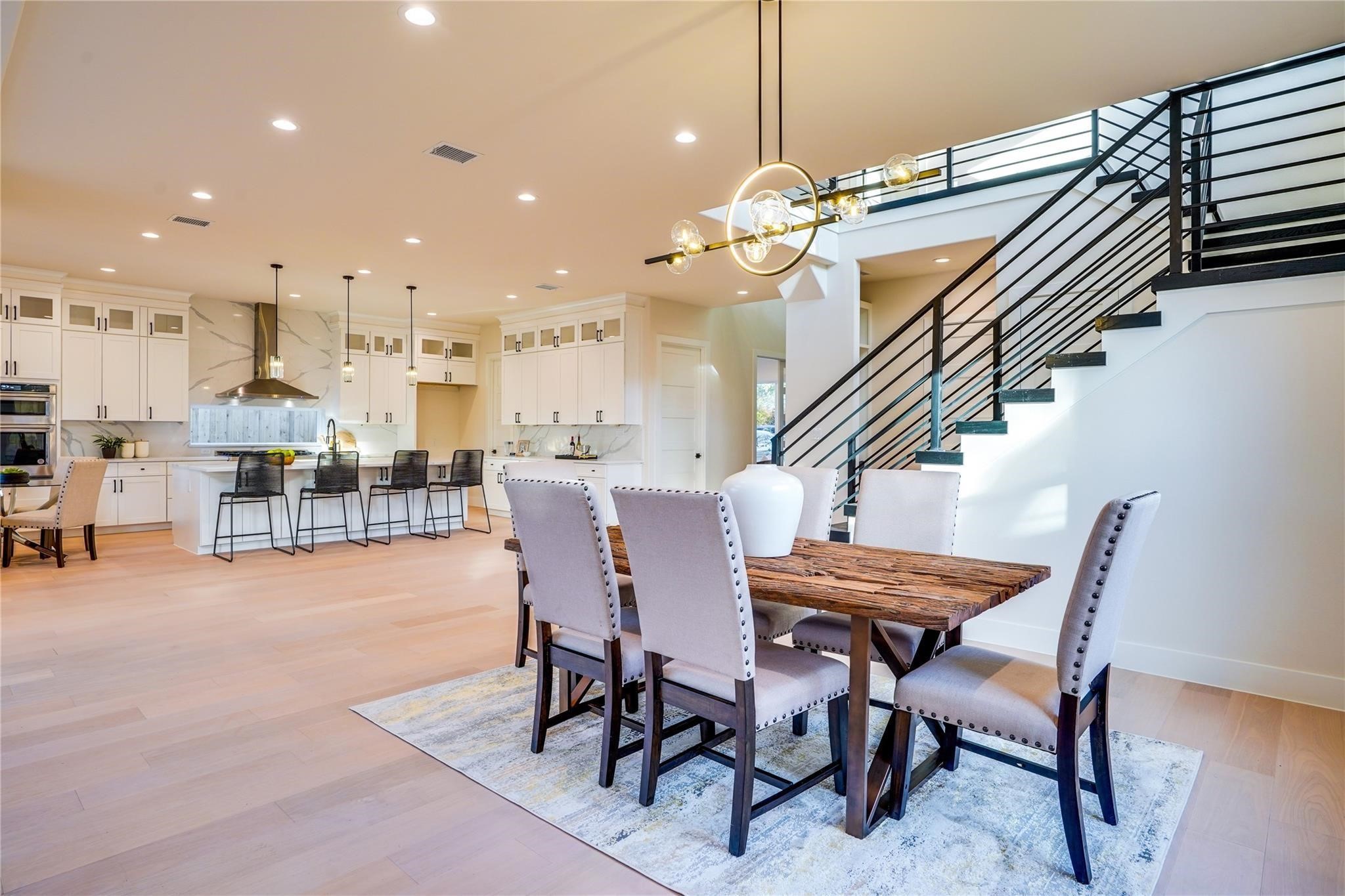 3611 S Versailles Avenue Dallas TX 75209