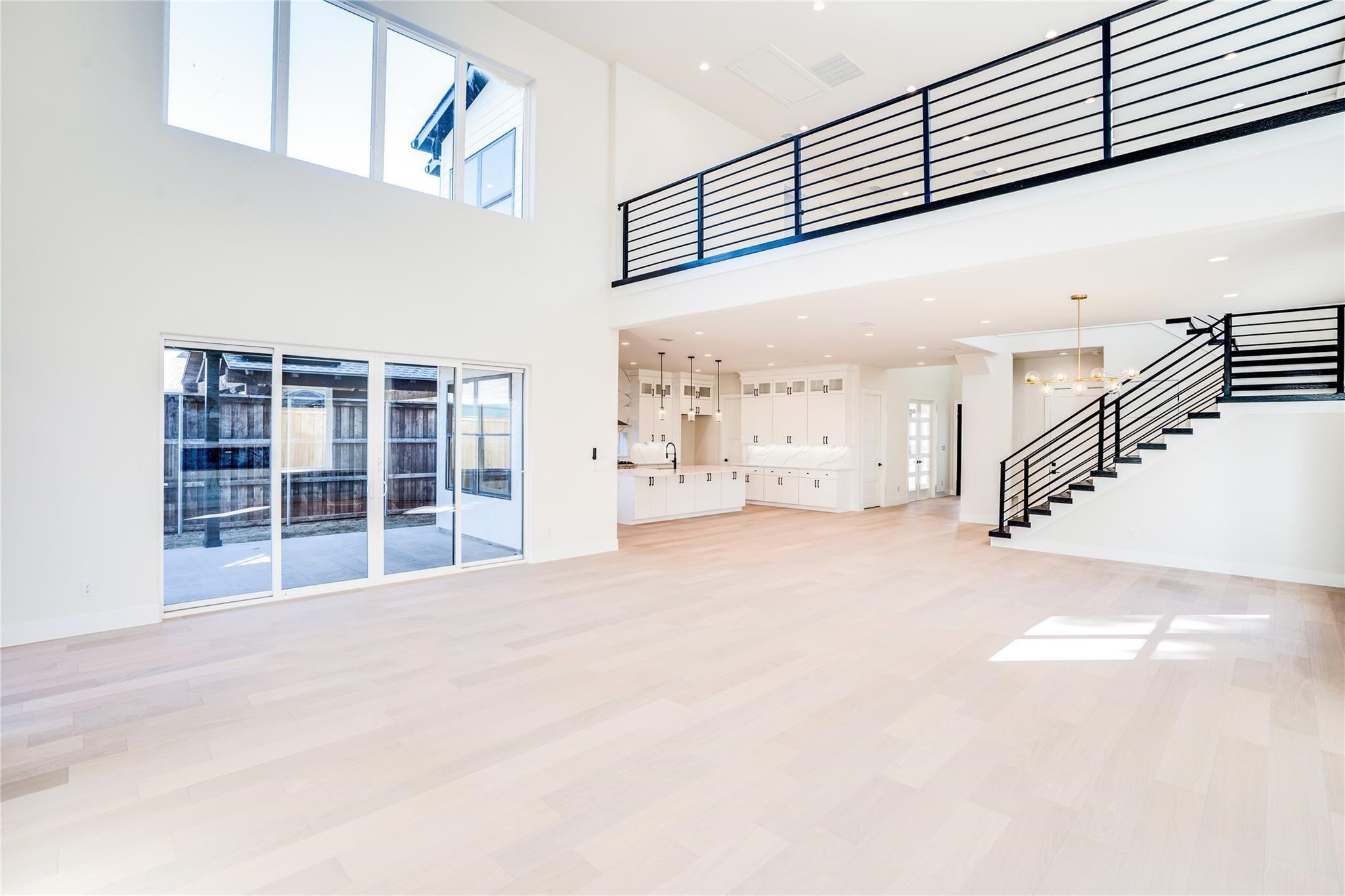 3611 S Versailles Avenue Dallas TX 75209