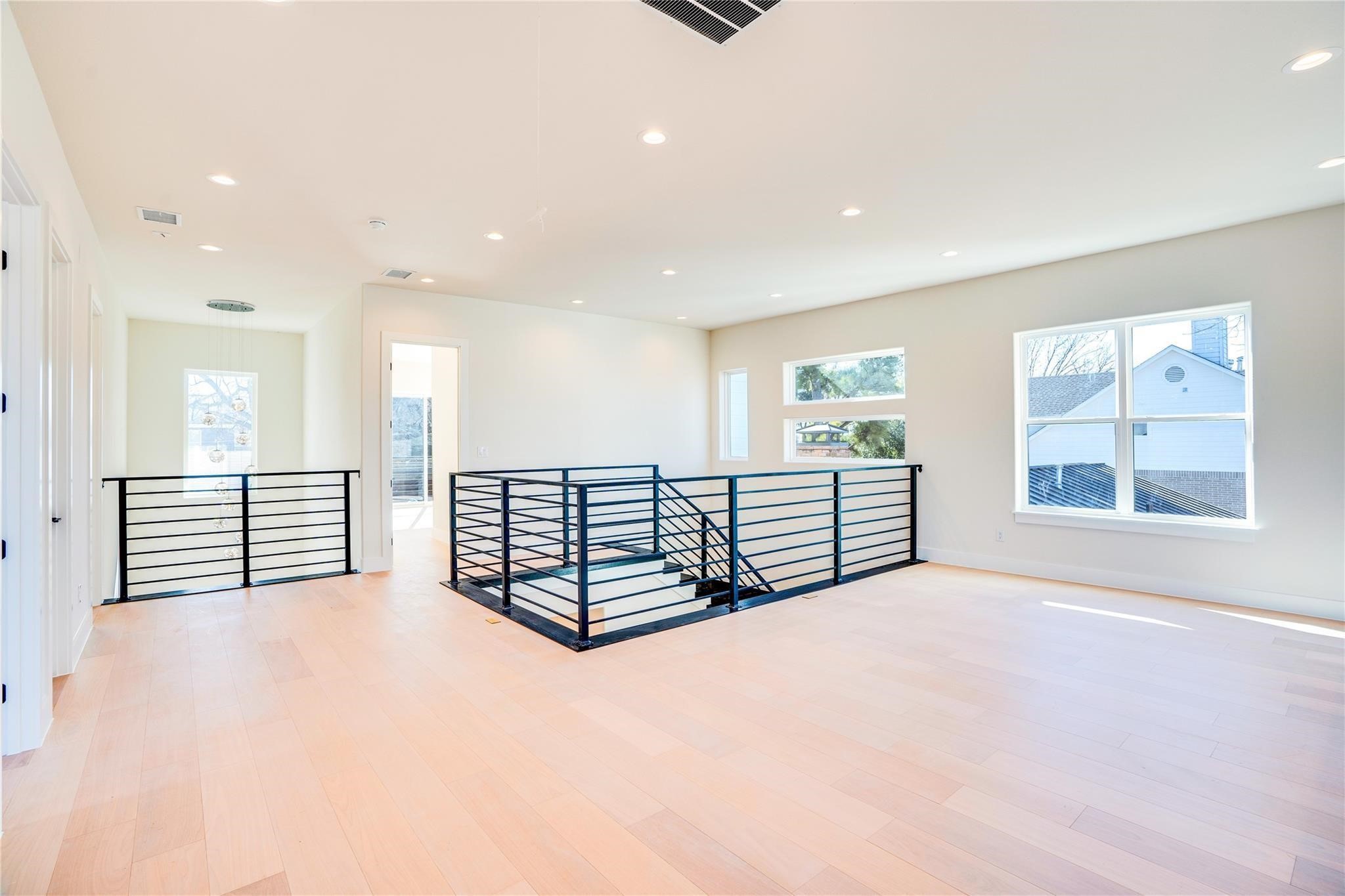 3611 S Versailles Avenue Dallas TX 75209