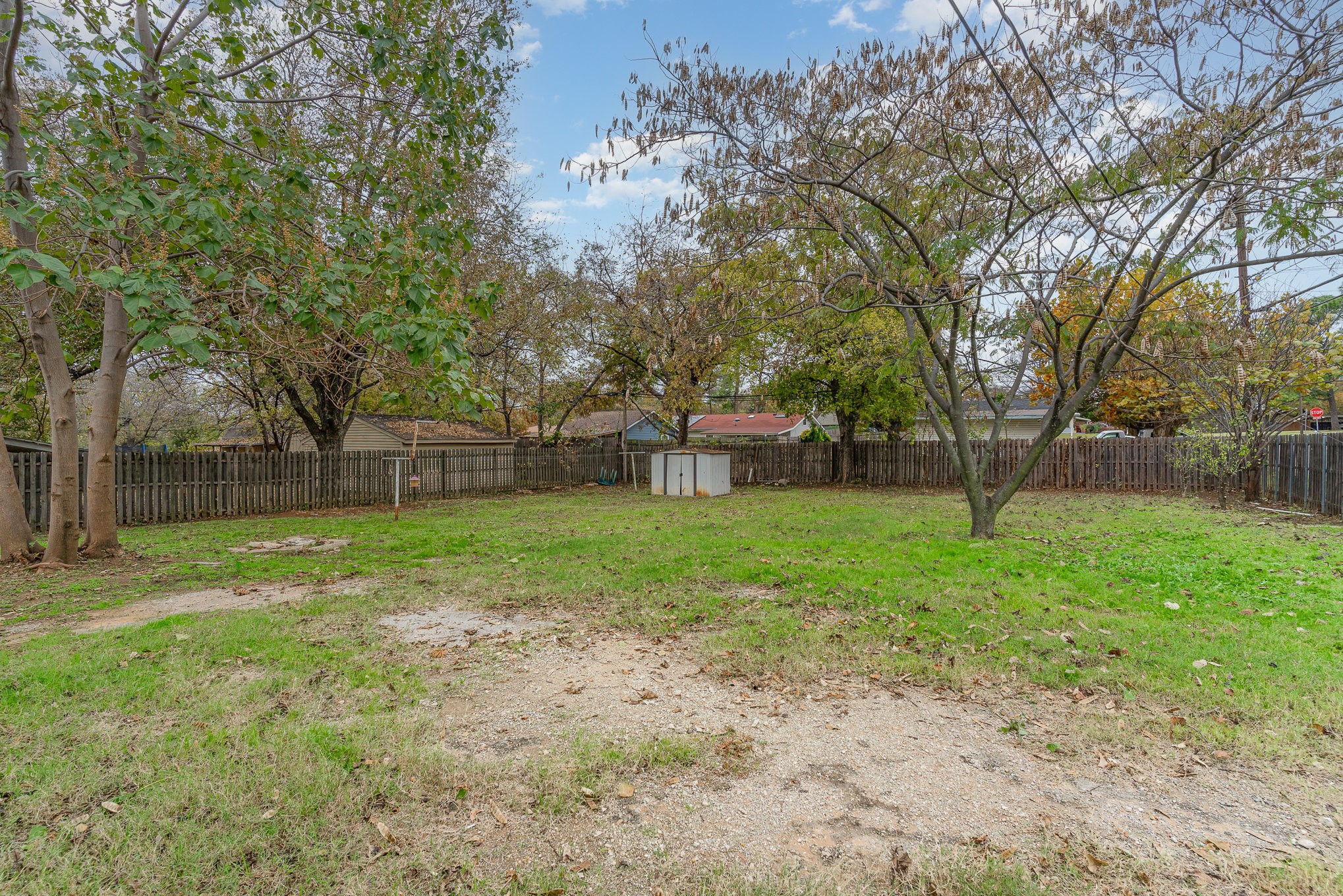 700 Broadway Avenue Euless TX 76040