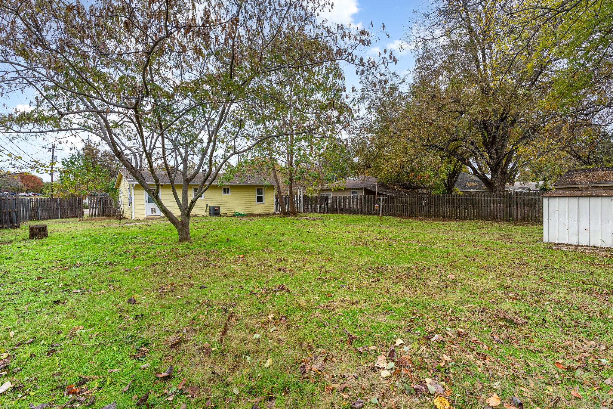 700 Broadway Avenue Euless TX 76040