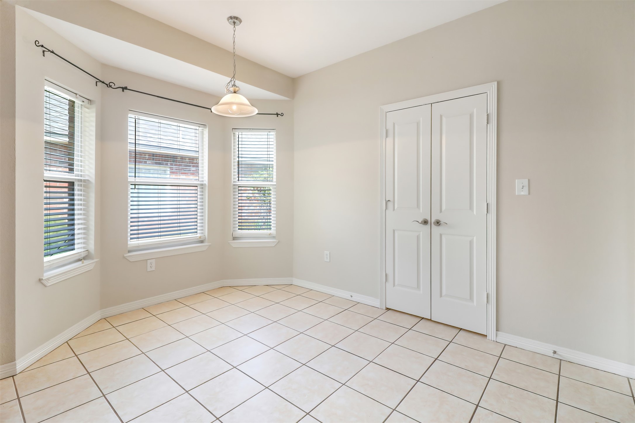 102 Whipperwill Way Red Oak TX 75154
