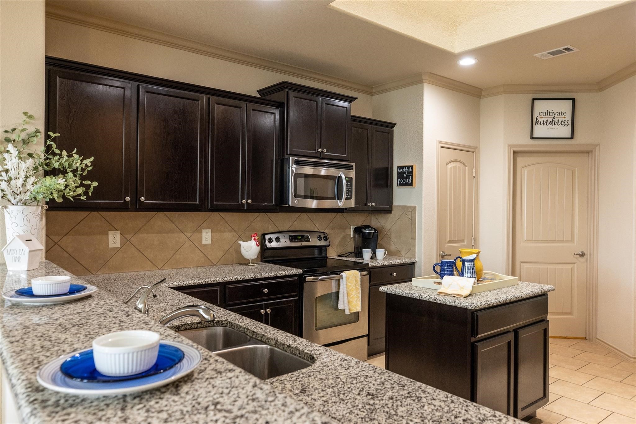 509 Vidalia Court Fort Worth TX 76052