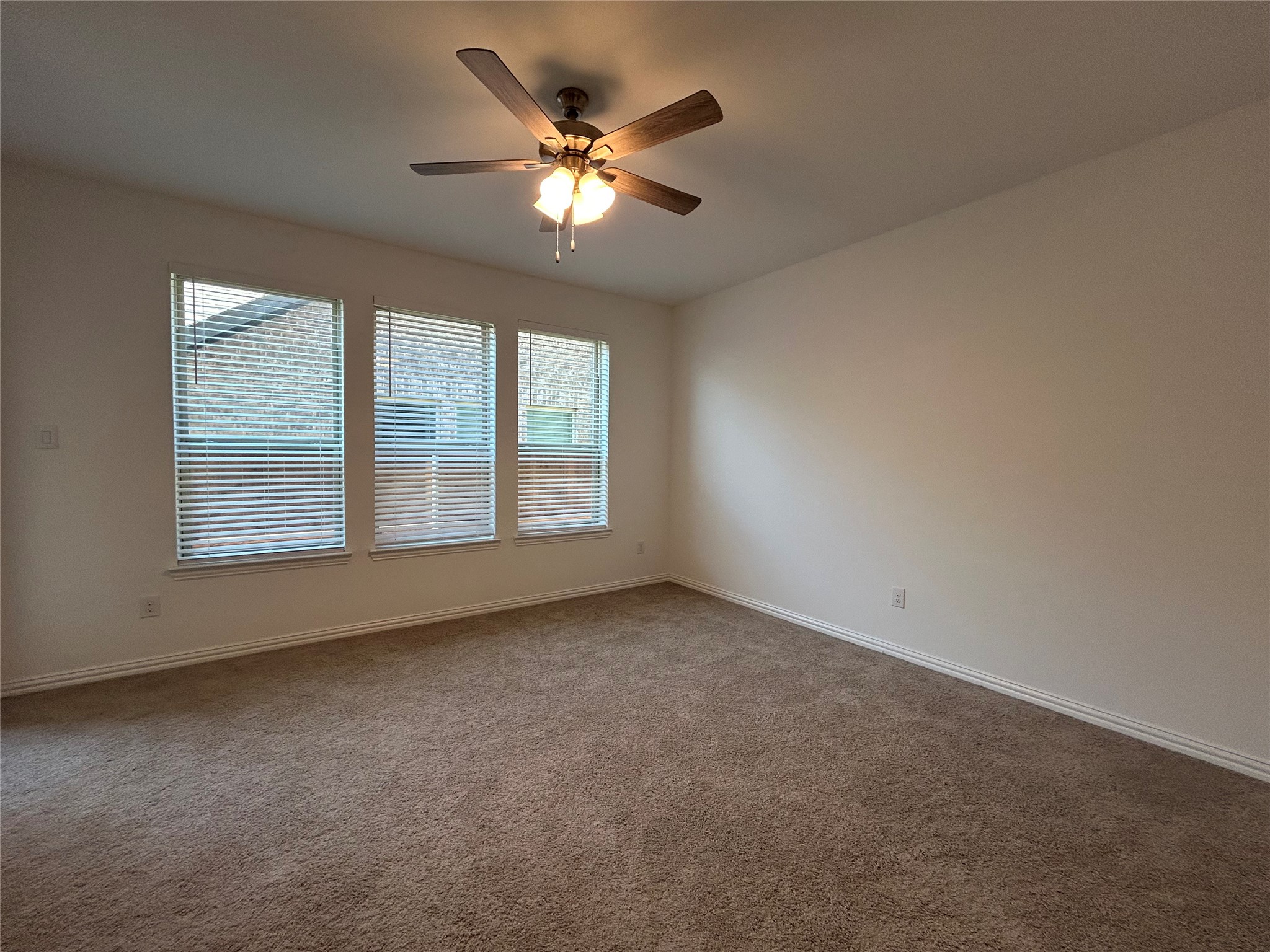 1448 Sun Garden Way Justin TX 76247